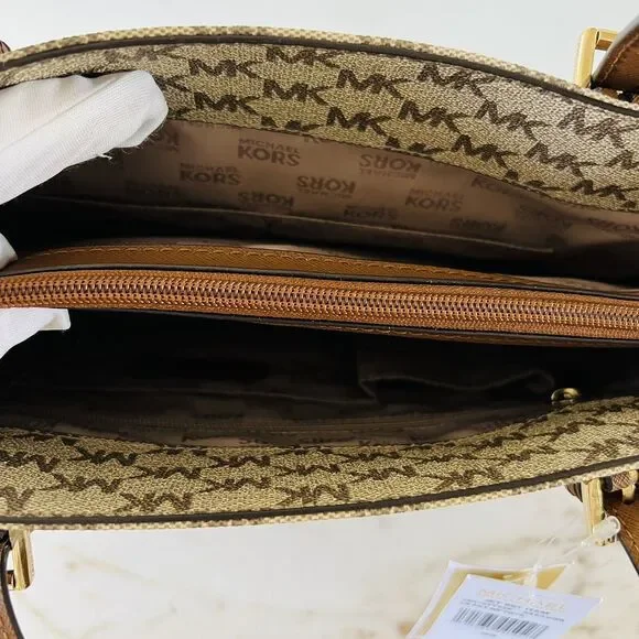 MICHAEL KORS Jet Set Item Natural Luggage Large Pocket Multi Function Tote Bag - Picture 7 of 9